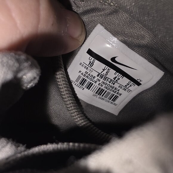 Men’s Size 9 - Nike Joyride Run Flyknit Black / White  - aq2730-001 - Picture 7 of 7